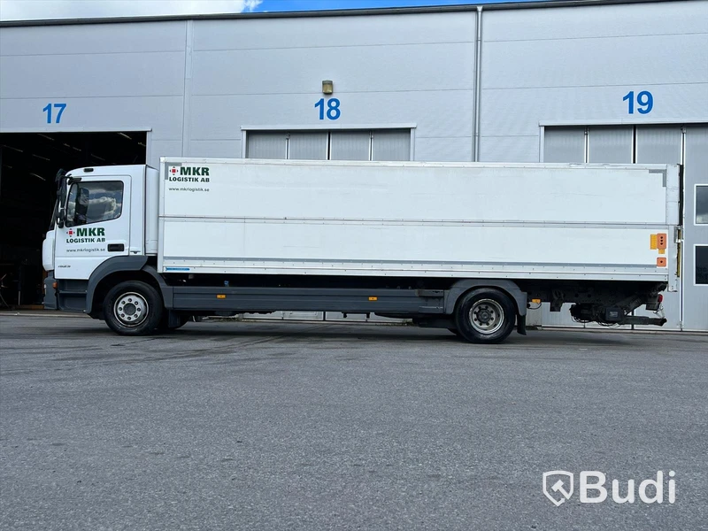 Lastbil Mercedes-Benz Trucks Atego 5.1 PowerShift 3 | 231hp | 2014 | Höj & skänkskåp