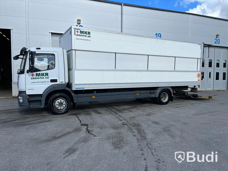 Lastbil Mercedes-Benz Trucks Atego 5.1 PowerShift 3 | 231hp | 2014 | Höj & skänkskåp