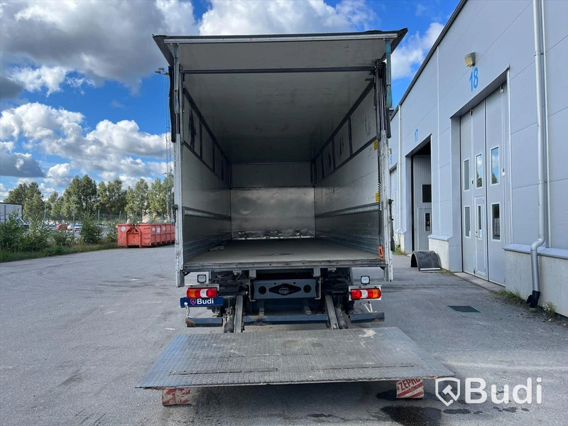 Lastbil Mercedes-Benz Trucks Atego 5.1 PowerShift 3 | 231hp | 2014 | Höj & skänkskåp