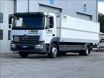 Lastbil Mercedes-Benz Trucks Atego 5.1 PowerShift 3 | 231hp | 2014 | Höj & skänkskåp 