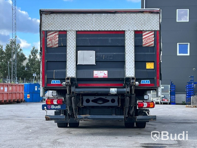 Lastbil Mercedes-Benz Trucks Atego 5.1 PowerShift 3 | 231hp | 2014 | Höj & skänkskåp