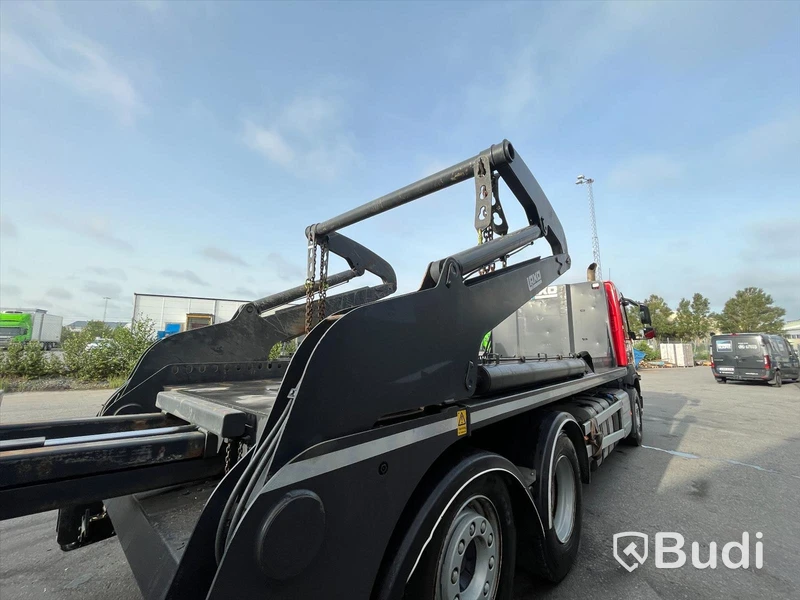 Liftdumper Volvo FMX 330 6x2 | 2016 | Euro6 | Nybesiktigad