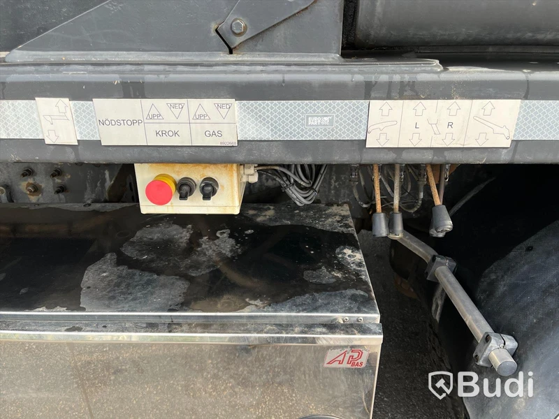 Liftdumper Volvo FMX 330 6x2 | 2016 | Euro6 | Nybesiktigad