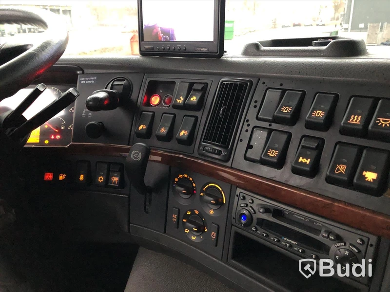 Lastbil Volvo FM9 4x2 Kran/Flak Hiab