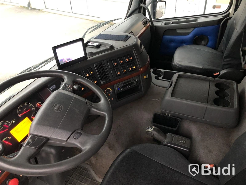 Lastbil Volvo FM9 4x2 Kran/Flak Hiab