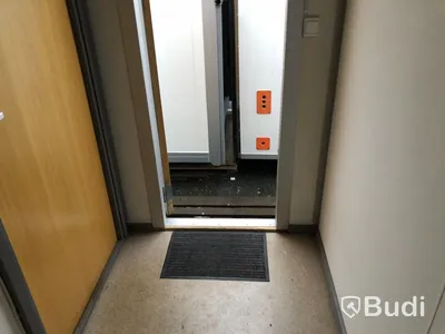 Byggbod/Mannskapsbod 8x3 meter, 2 rum och 1 hall.