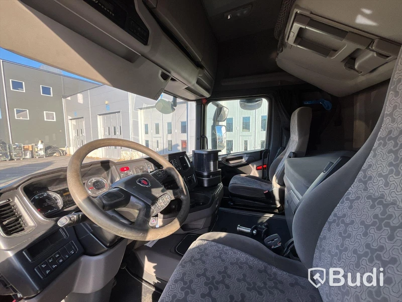 Dragbil Scania R450 4x2 LD / Mega  -2018 | Fulluftad | Höj/sänkbar vändskiva Vorlandi