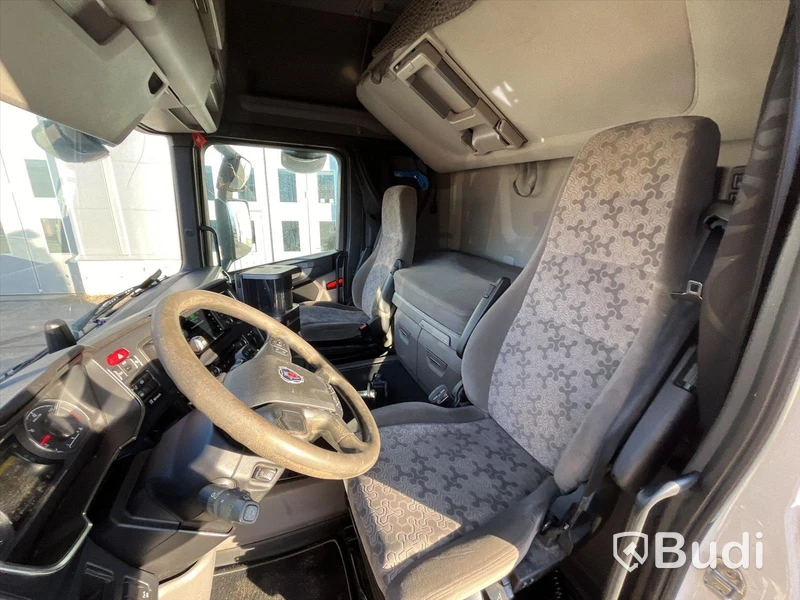 Dragbil Scania R450 4x2 LD / Mega  -2018 | Fulluftad | Höj/sänkbar vändskiva Vorlandi
