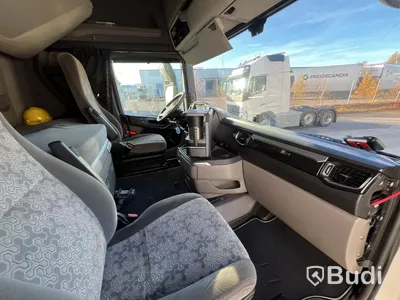 Dragbil Scania R450 4x2 LD / Mega  -2018 | Fulluftad | Höj/sänkbar vändskiva Vorlandi