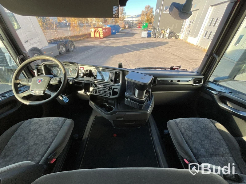 Dragbil Scania R450 4x2 LD / Mega  -2018 | Fulluftad | Höj/sänkbar vändskiva Vorlandi