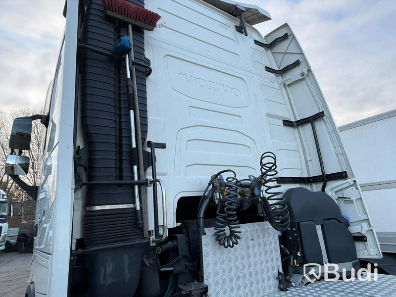 Dragbil Volvo FH-500 I-Save -2022 | Pusher | Fulluftad | Nybesiktigad