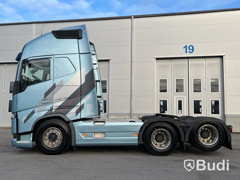 Dragbil Volvo FH540 6x2-4 Volvo ocean race edition -2018