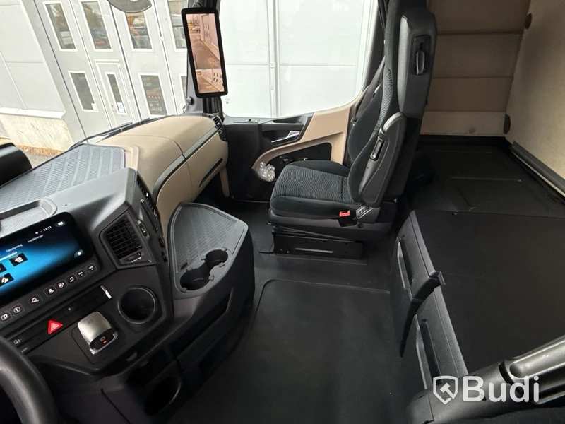 Dragbil Mercedes-Benz Actros 2545 -2019 | Pusher Axel | Parabel luftdämpning