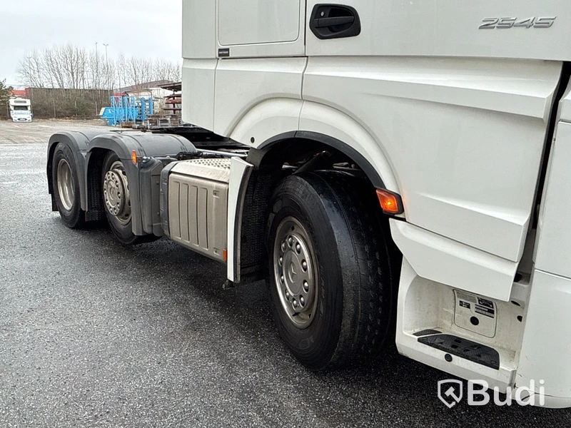 Dragbil Mercedes-Benz Actros 2545 -2019 | Pusher Axel | Parabel luftdämpning