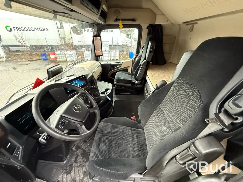 Dragbil Mercedes-Benz Actros 2545, -2019 | Pusher Axel | Parabel luftdämpning