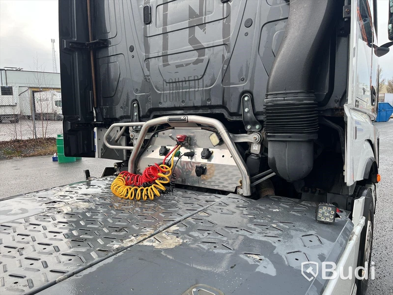 Dragbil Mercedes-Benz Actros -2015 | Bes till 2025-10-13