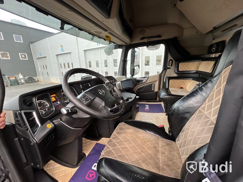 Dragbil Mercedes-Benz Actros -2015 | Bes till 2025-10-13