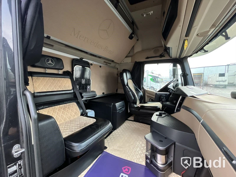 Dragbil Mercedes-Benz Actros -2015 | Bes till 2025-10-13
