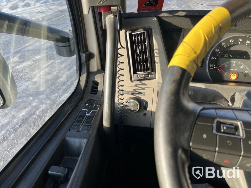 Liftdumper Volvo FM 4x2 -2017