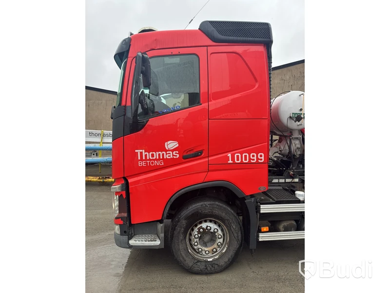 Betongbil Volvo FH 8X4 -2015