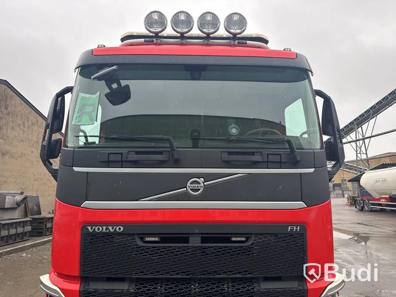 Betongbil Volvo FH 8X4 -2015