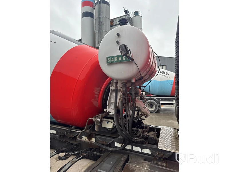 Betongbil Volvo FH 8X4 -2015