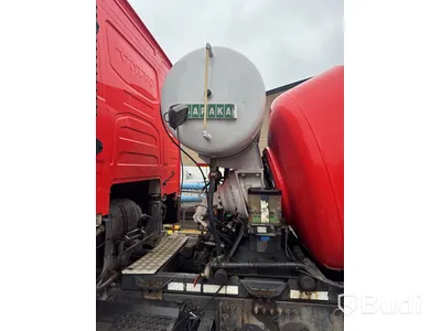 Betongbil Volvo FH 8X4 -2015