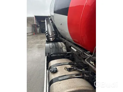 Betongbil Volvo FH 8X4 -2015