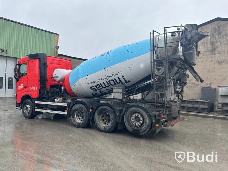 Betongbil Volvo FH 8X4 -2015