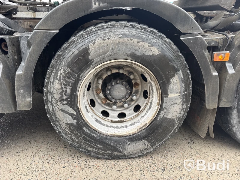 Betongbil Volvo FH 8X4 -2015