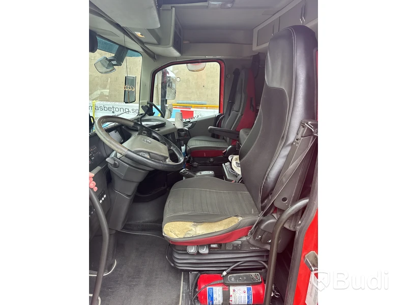 Betongbil Volvo FH 8X4 -2015