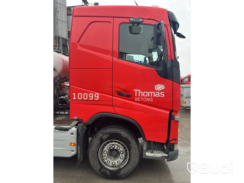 Betongbil Volvo FH 8X4 -2015
