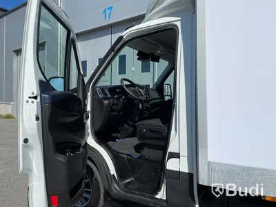 Lättlastbil Iveco Daily 35-160 Hi-matic | 2017 | 8500mil | Brödbil