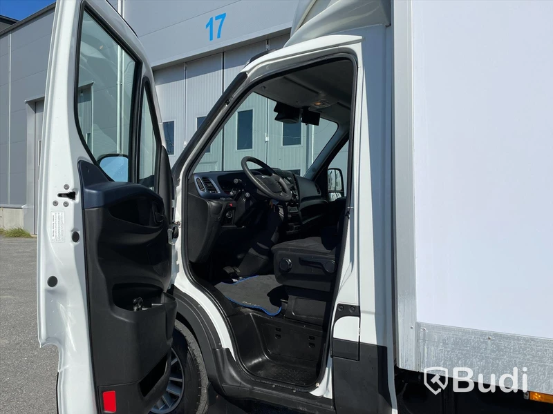 Lättlastbil Iveco Daily 35-160 Hi-matic | 2017 | 8500mil | Brödbil