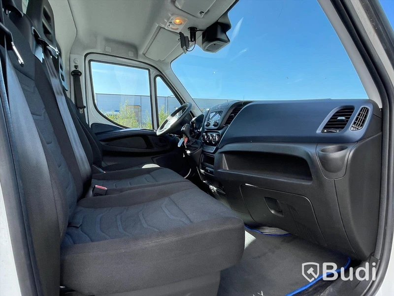 Lättlastbil Iveco Daily 35-160 Hi-matic | 2017 | 8500mil | Brödbil
