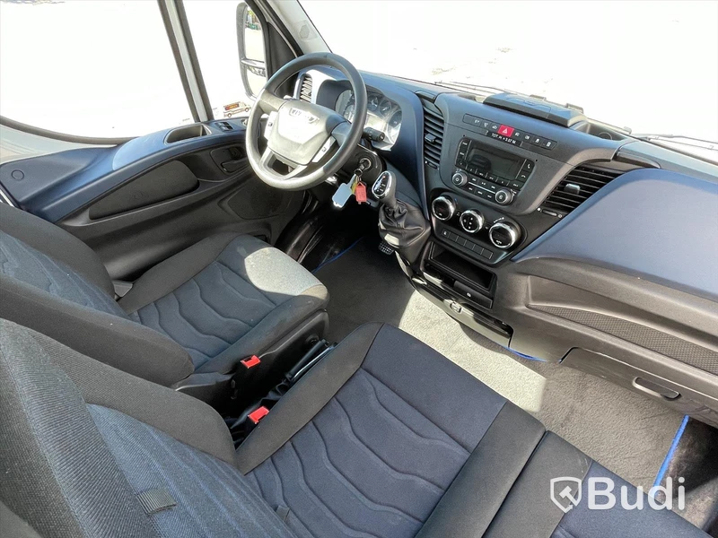 Lättlastbil Iveco Daily 35-160 Hi-matic | 2017 | 8500mil | Brödbil