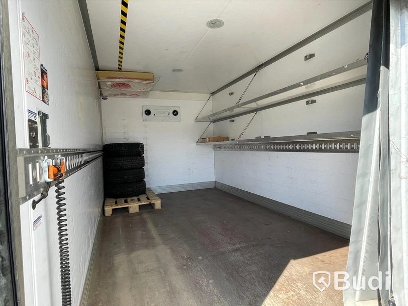 Lättlastbil Iveco Daily 35-160 Hi-matic | 2017 | 8500mil | Brödbil