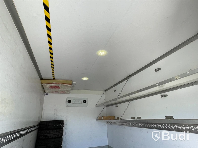Lättlastbil Iveco Daily 35-160 Hi-matic | 2017 | 8500mil | Brödbil