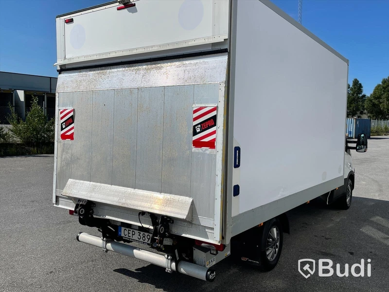 Lättlastbil Iveco Daily 35-160 Hi-matic | 2017 | 8500mil | Brödbil