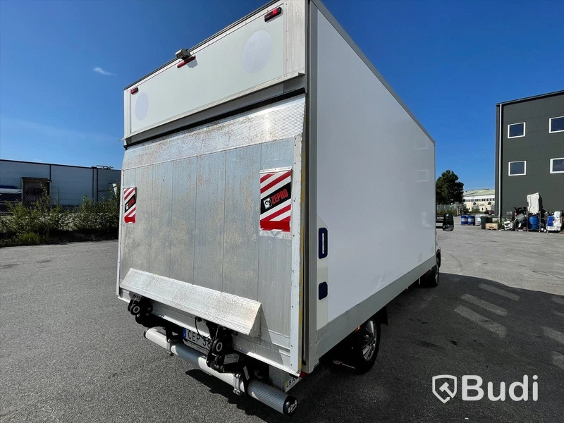 Lättlastbil Iveco Daily 35-160 Hi-matic | 2017 | 8500mil | Brödbil