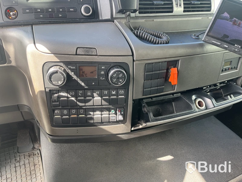Lastbil MAN L92S TGS 35.440 8X4-4 BL -2011 | Kombi spol & sug | ADR-klassad!