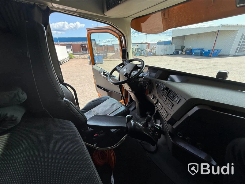 Lastväxlare Volvo FH 12.8 I-Shift, 510hk, 8x4 -2018 | Plogutrustad