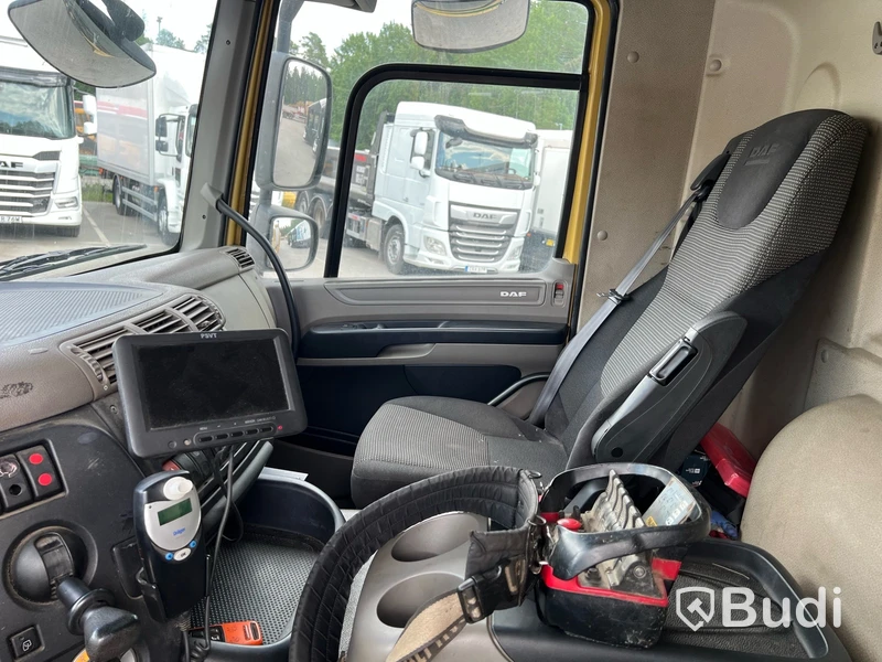 Kranbil DAF CF FA 75310U -2013 | Bakgavellyft | Palfinger | Nybesiktigad