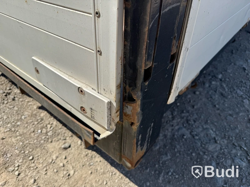 Lastväxlarflak med aluminiumlämmar