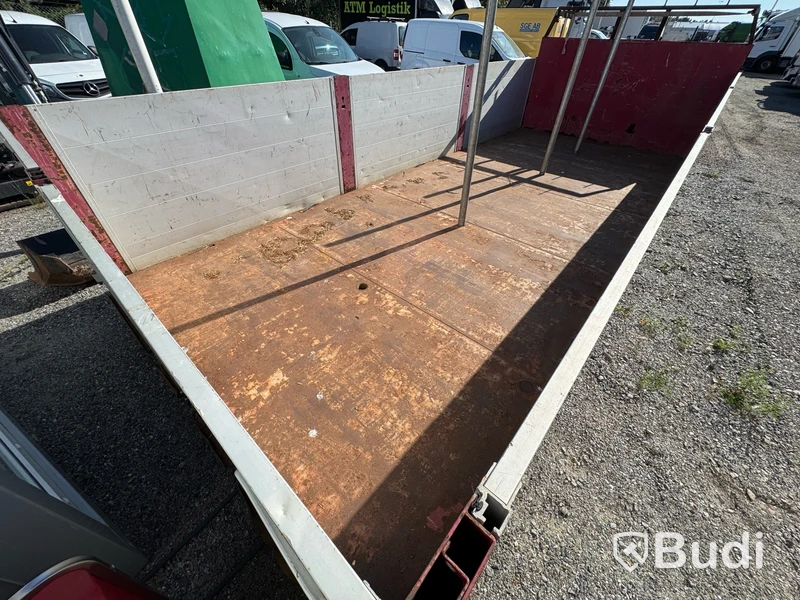 Lastväxlarflak med aluminiumlämmar
