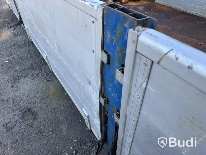 Lastväxlarflak med aluminiumlämmar -2017