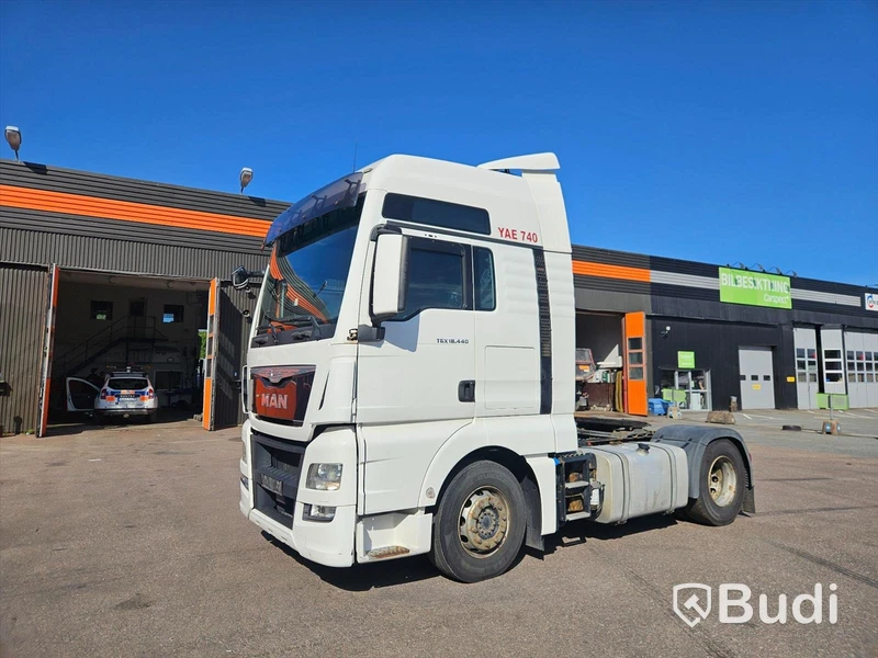 Dragbil med trailer  MAN TGX 18.440 4X2 BLS -2015 | Kögel