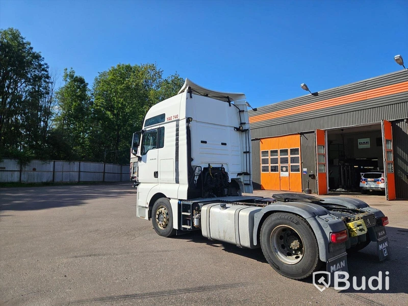 Dragbil med trailer  MAN TGX 18.440 4X2 BLS -2015 | Kögel