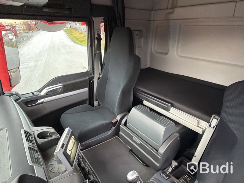 Bodbil MAN TGS 35.440 8X4H-6 BL -2011 | HMF 4720 med jib