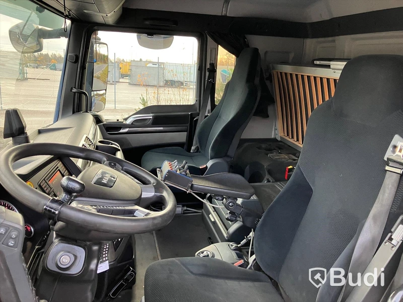 Lastväxlare MAN TGX 26.560 6X2 -2015 | Hiab | Plogutrustad